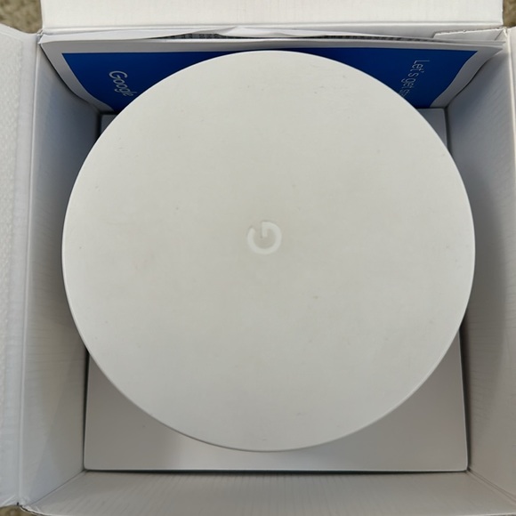 Google Wifi AC1200 Mesh WiFi System Wifi Router - 1500 Sq Ft Coverage - 1 pack - Picture 3 of 4